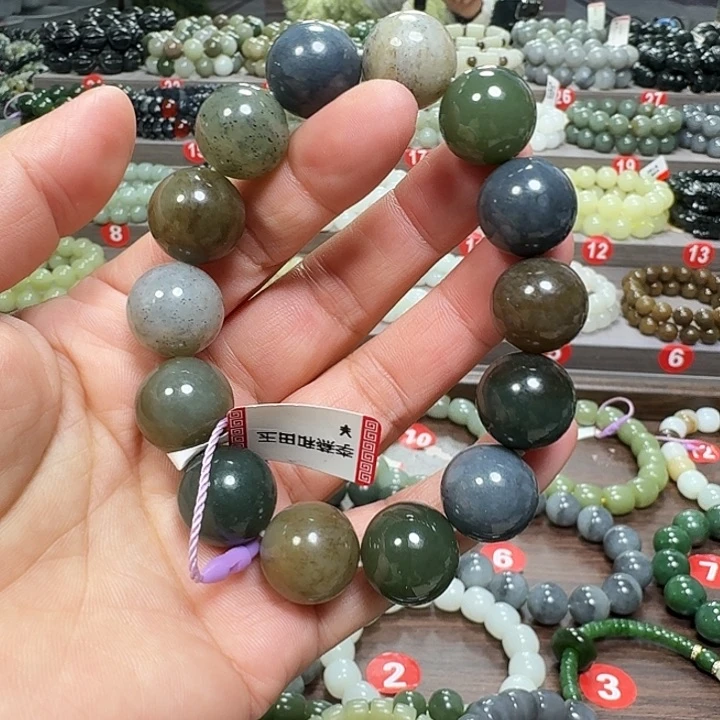 未镶嵌手链和田玉楼兰三色多宝卡16