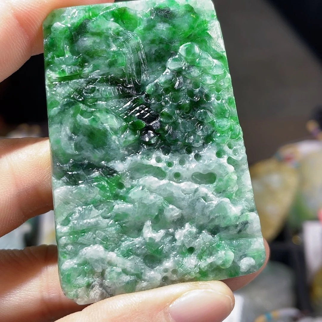 颈饰未镶嵌翡翠一个