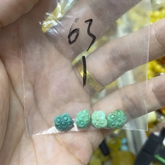 蜜蜡未镶嵌裸石多样性发货其一