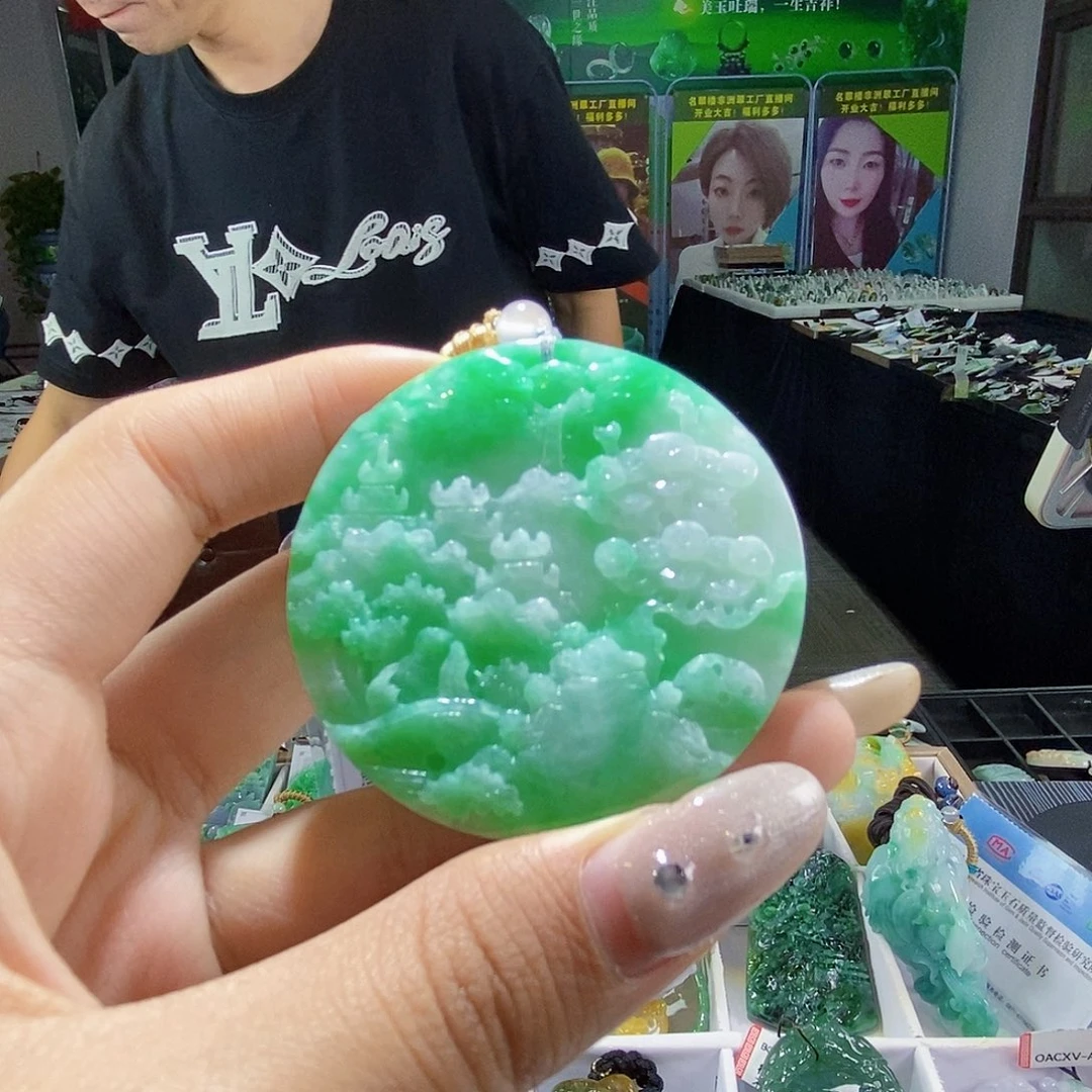 颈饰未镶嵌翡翠我