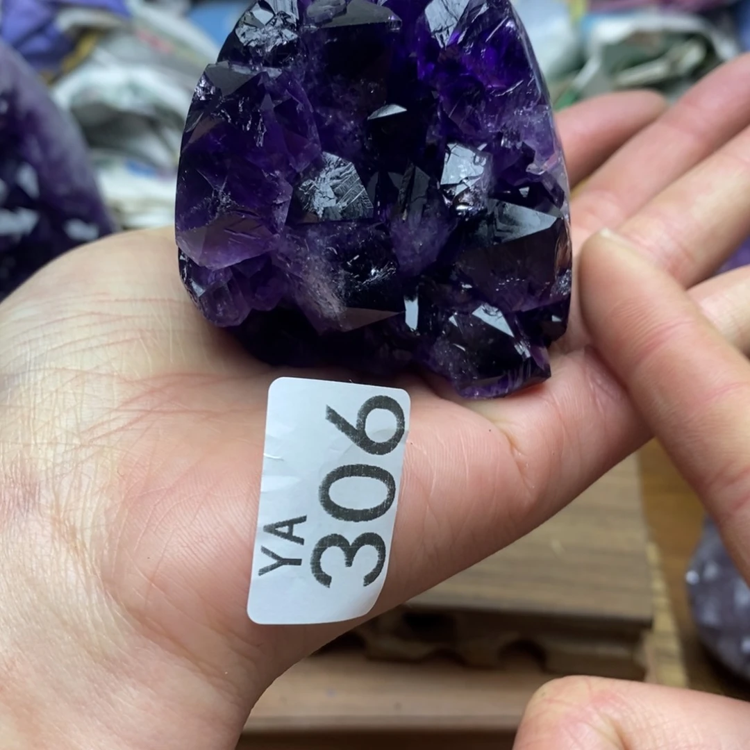 水晶大型摆件（非配饰）未镶嵌