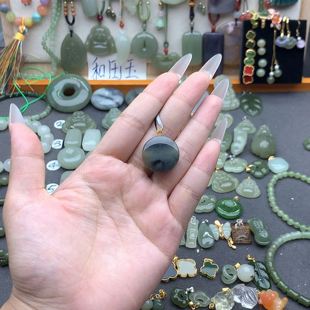 和田玉18K金镶嵌吊坠(不含链)