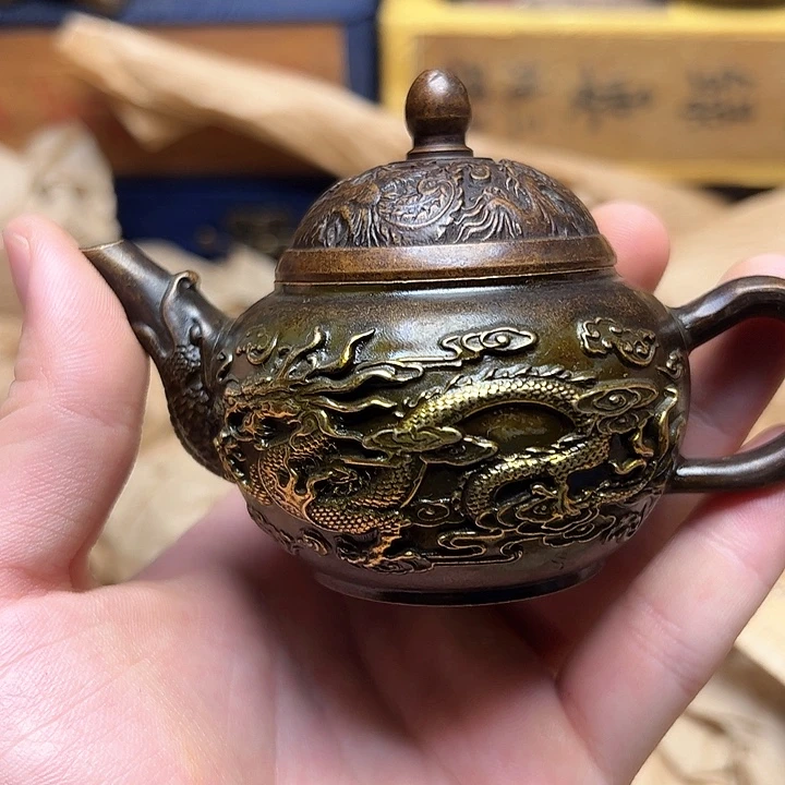 文玩铜器做工精良