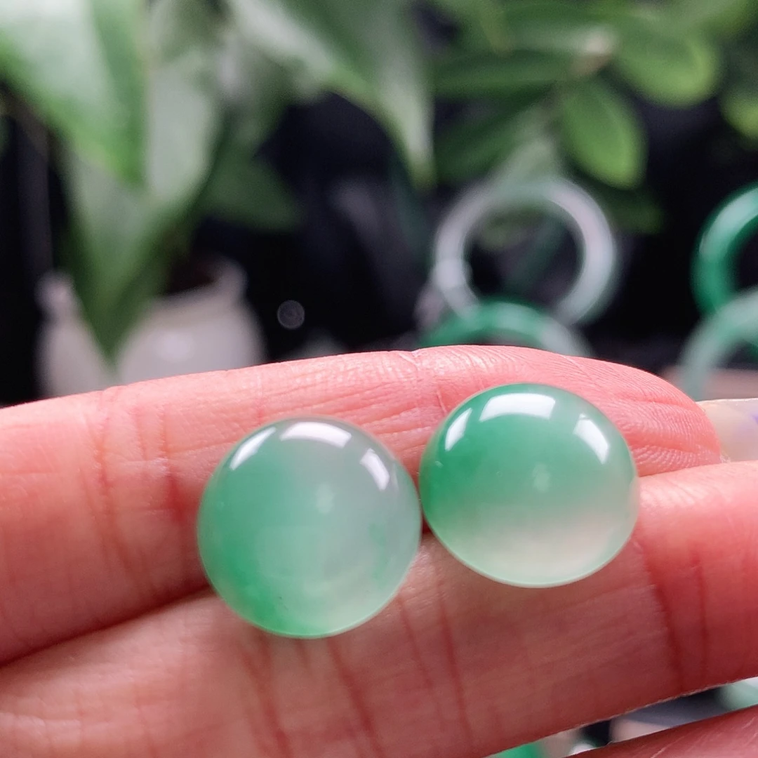 石英质玉未镶嵌耳饰