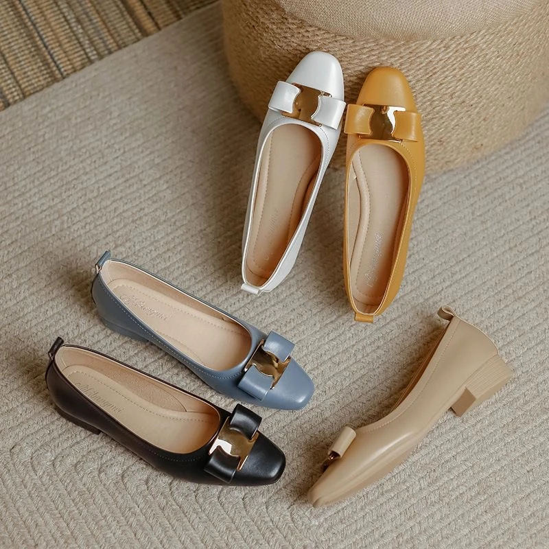 软皮真皮2025新款舒适带扣多色圆头复古浅口低跟韩版百搭单鞋粗跟
