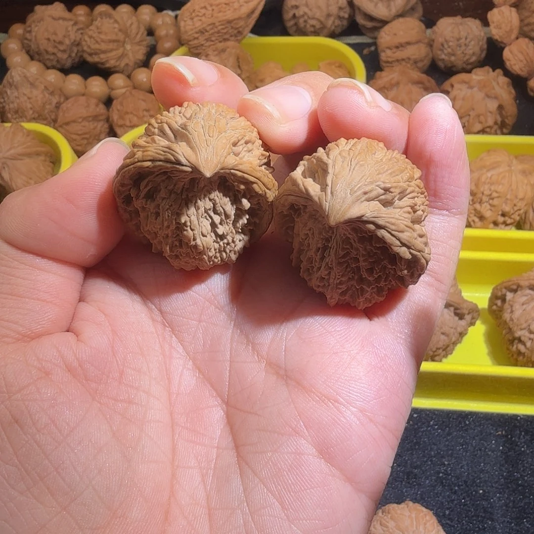 文玩核桃吊坠塔尖异形