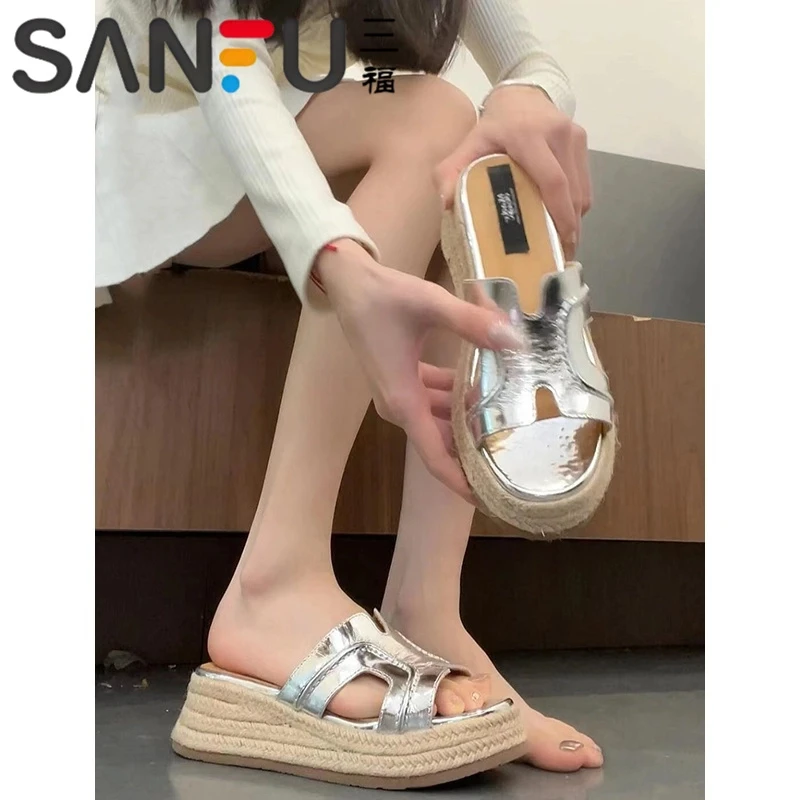 三福赵露思同款~露趾一字凉拖女夏季外穿草编松糕鞋厚底高跟凉鞋