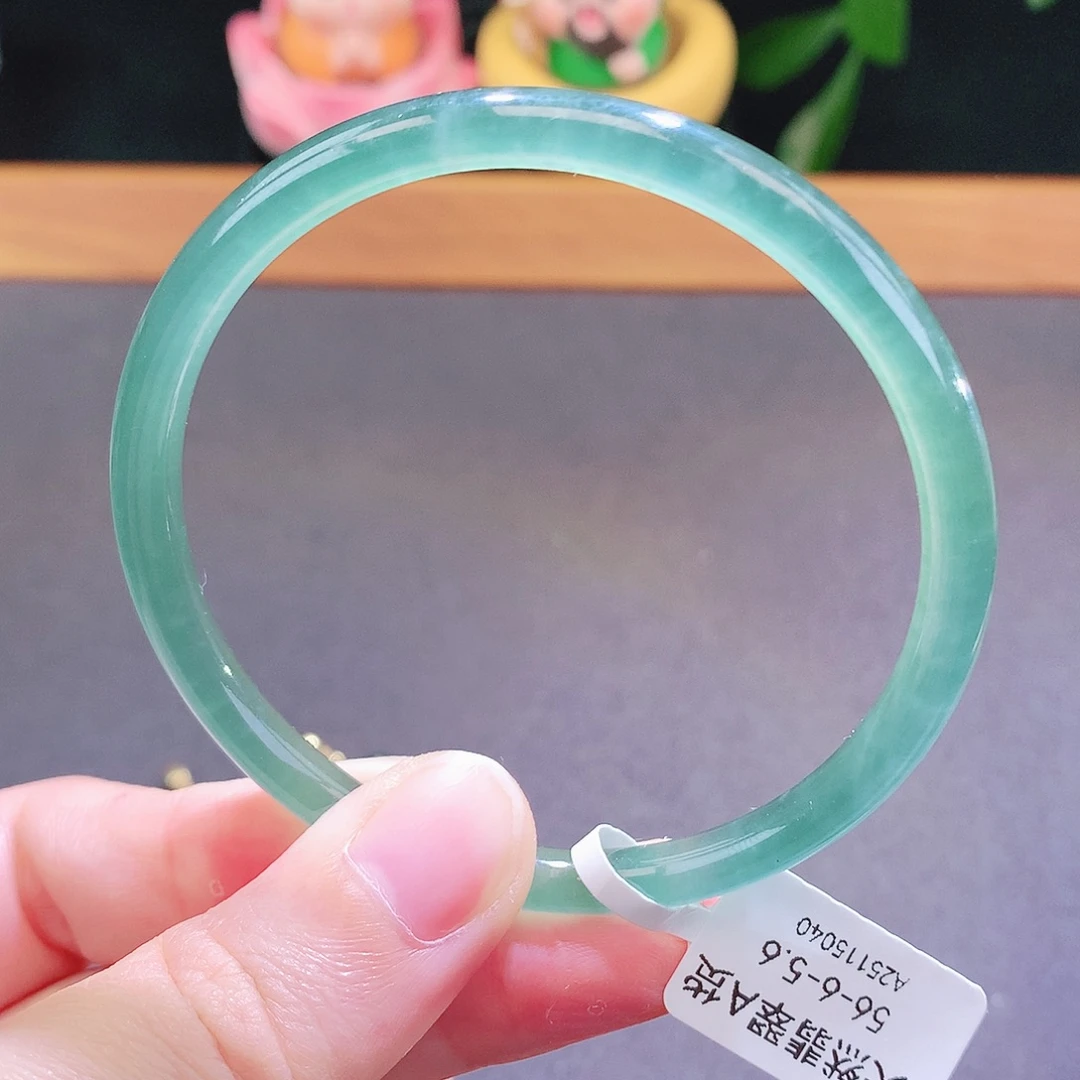 翡翠未镶嵌手镯天然翡翠