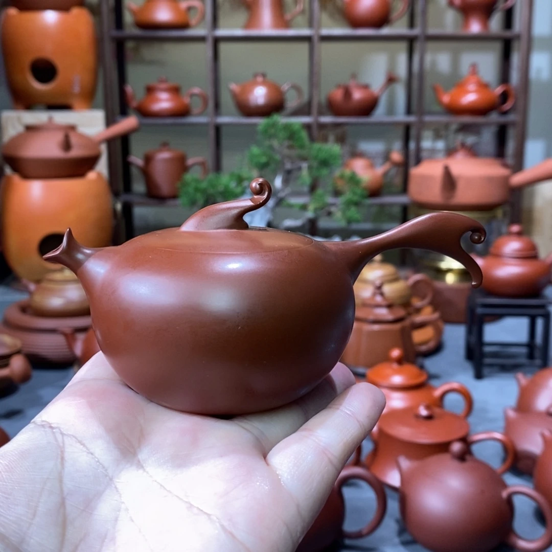 紫砂茶壶章泽伟鱼趣壶100cc