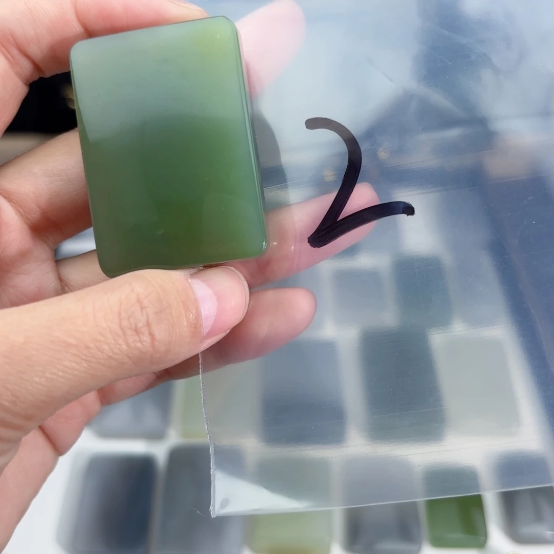 和田玉随形未镶嵌创*