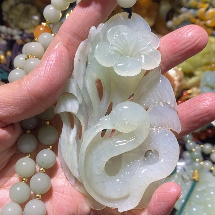 岫玉岫玉吊坠未镶嵌