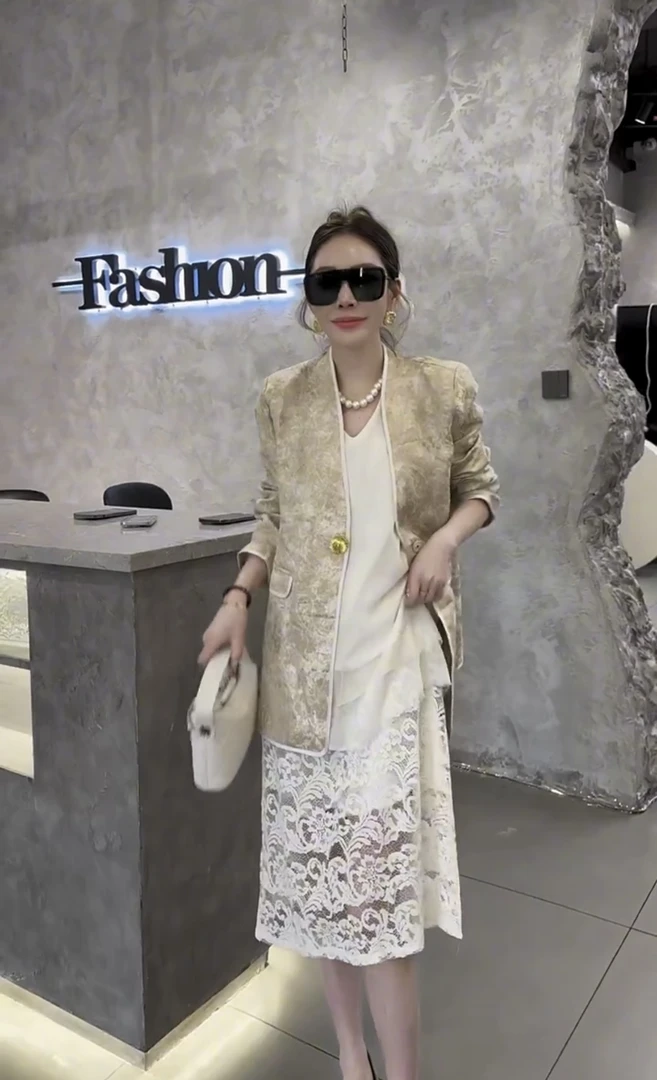 高级国风提花西装外套女宽松2025夏季新品气质上衣吊带镂空打底裙