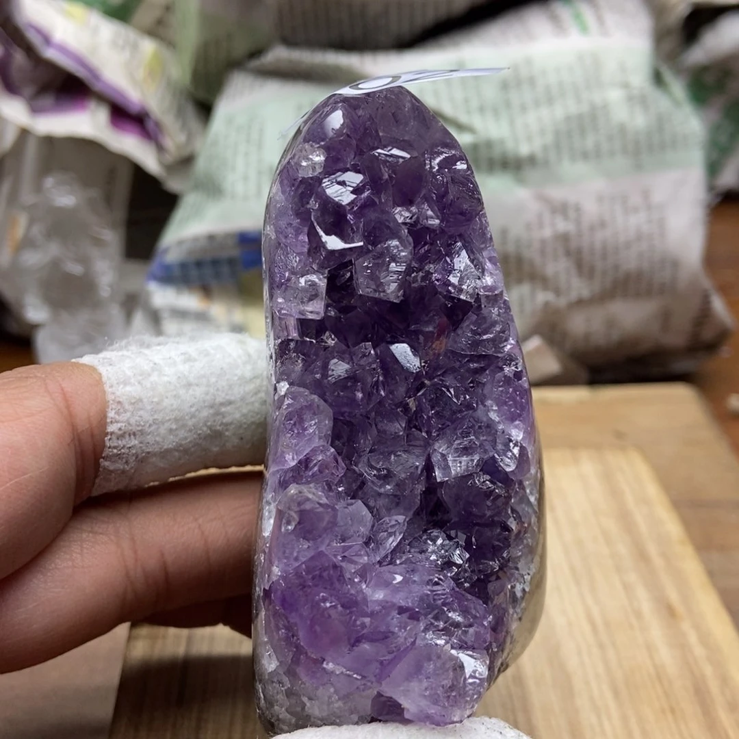 紫晶天然水晶摆件未镶嵌