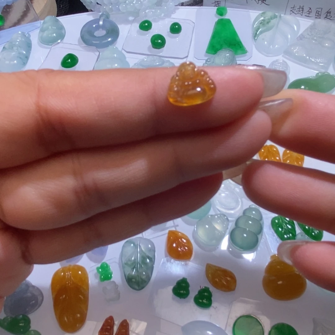 未镶嵌定制翡翠翡翠8.9/10.2/1.8