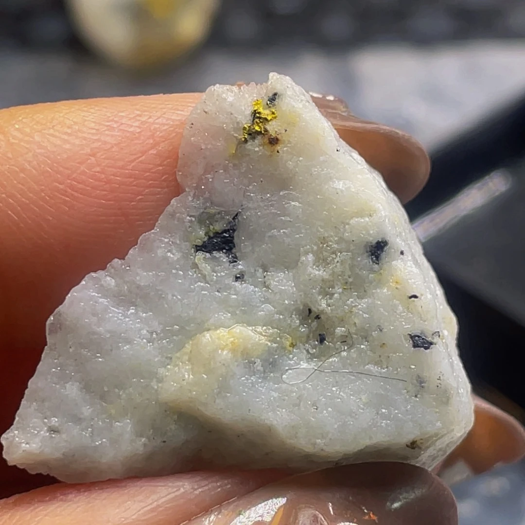 金属用****6/用户7.3g金达莱天然矿标