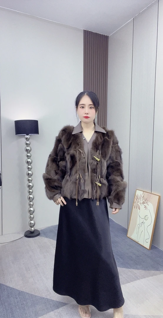 【国风短款】女士时尚轻奢气质百搭保暖加厚短款外套