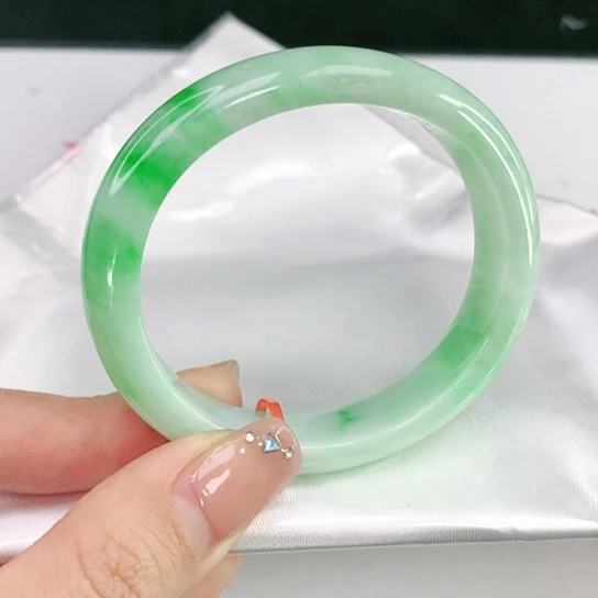 翡翠手镯未镶嵌天然翡翠A货234贵妃