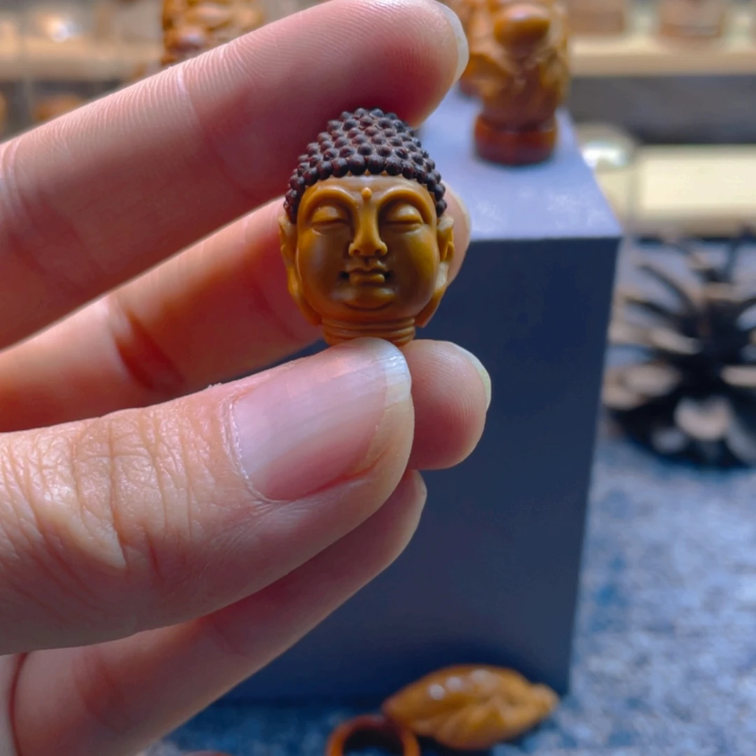 【闪购商品】橄榄核吊坠小**?橄榄核