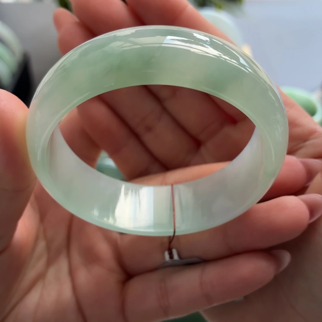 翡翠未镶嵌手镯天然