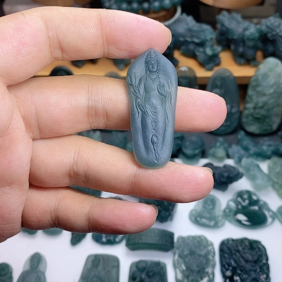 定制翡翠未镶嵌观音