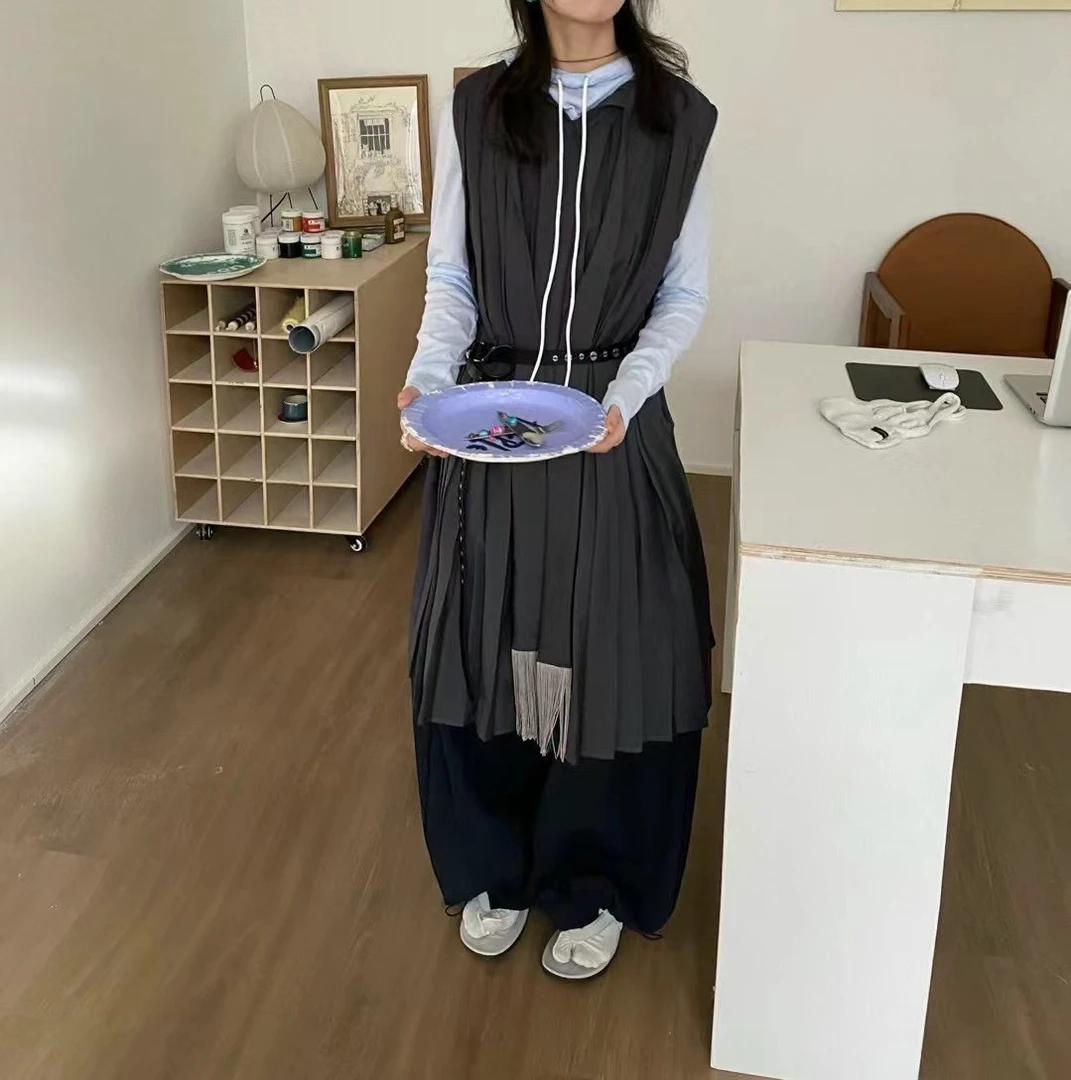 褶皱多片背心裙特色宽松复古春夏拼接设计师