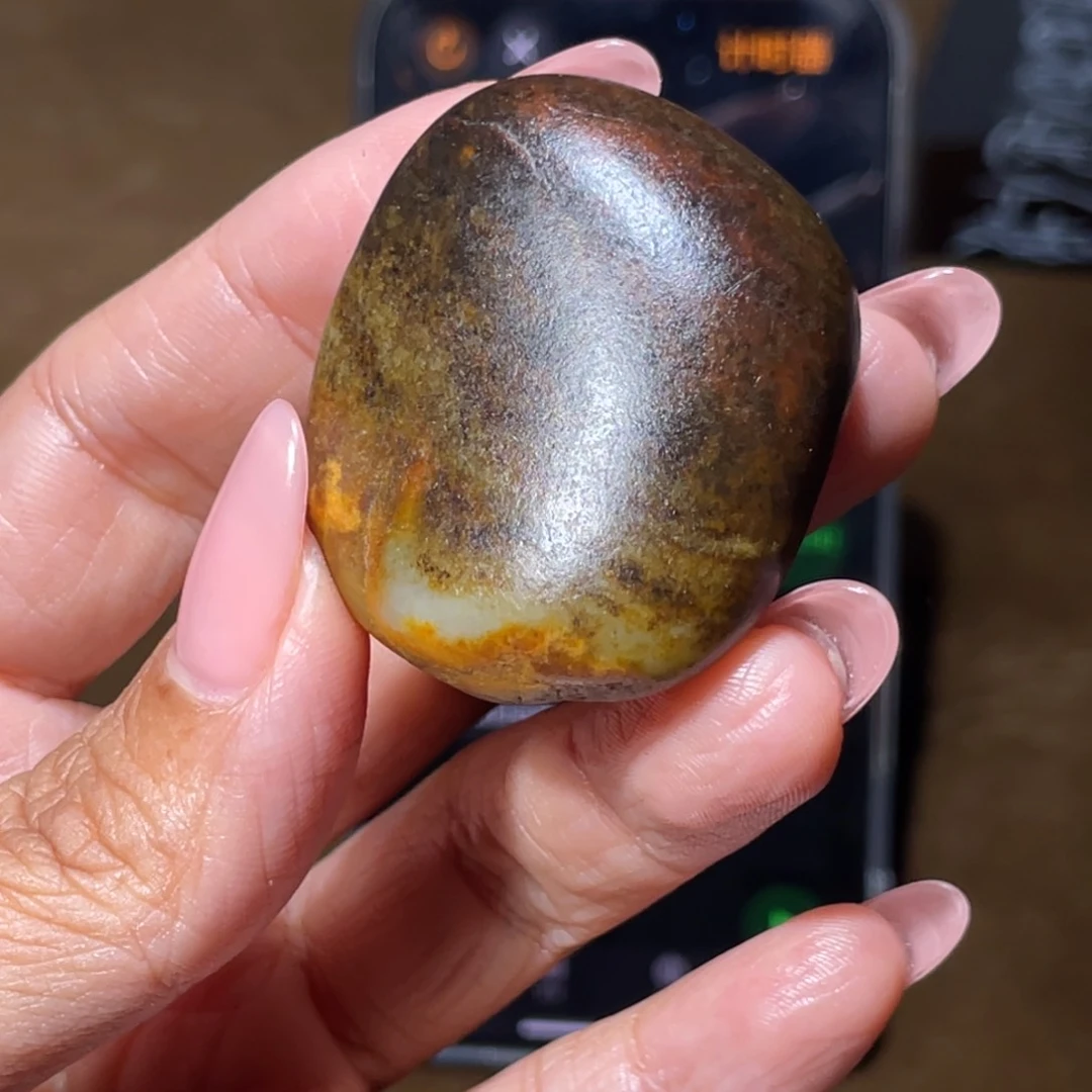 王***健和田玉（白玉）未镶嵌颈饰
