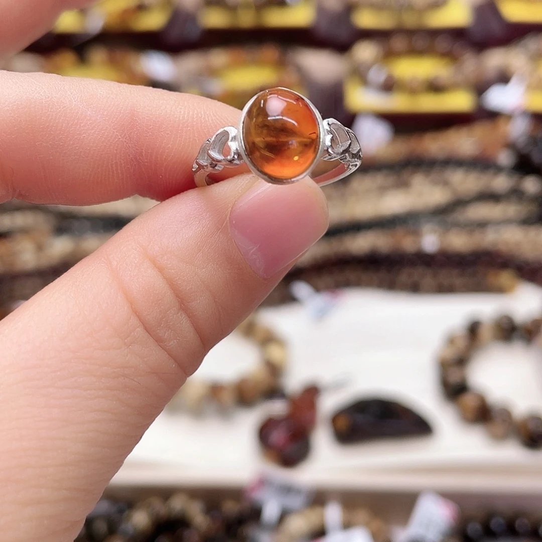 琥珀裸石未镶嵌大