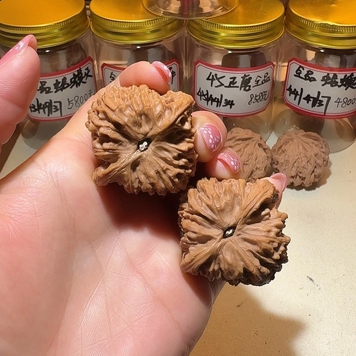 雨***果文玩核桃吊坠41➕全品原装南疆石