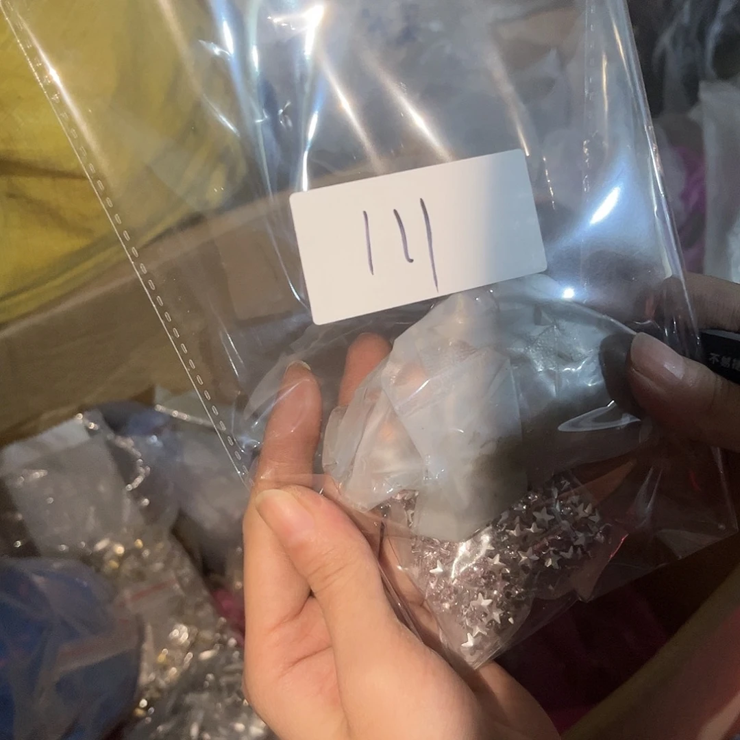 111你好火焰绿蓝啊小女孩