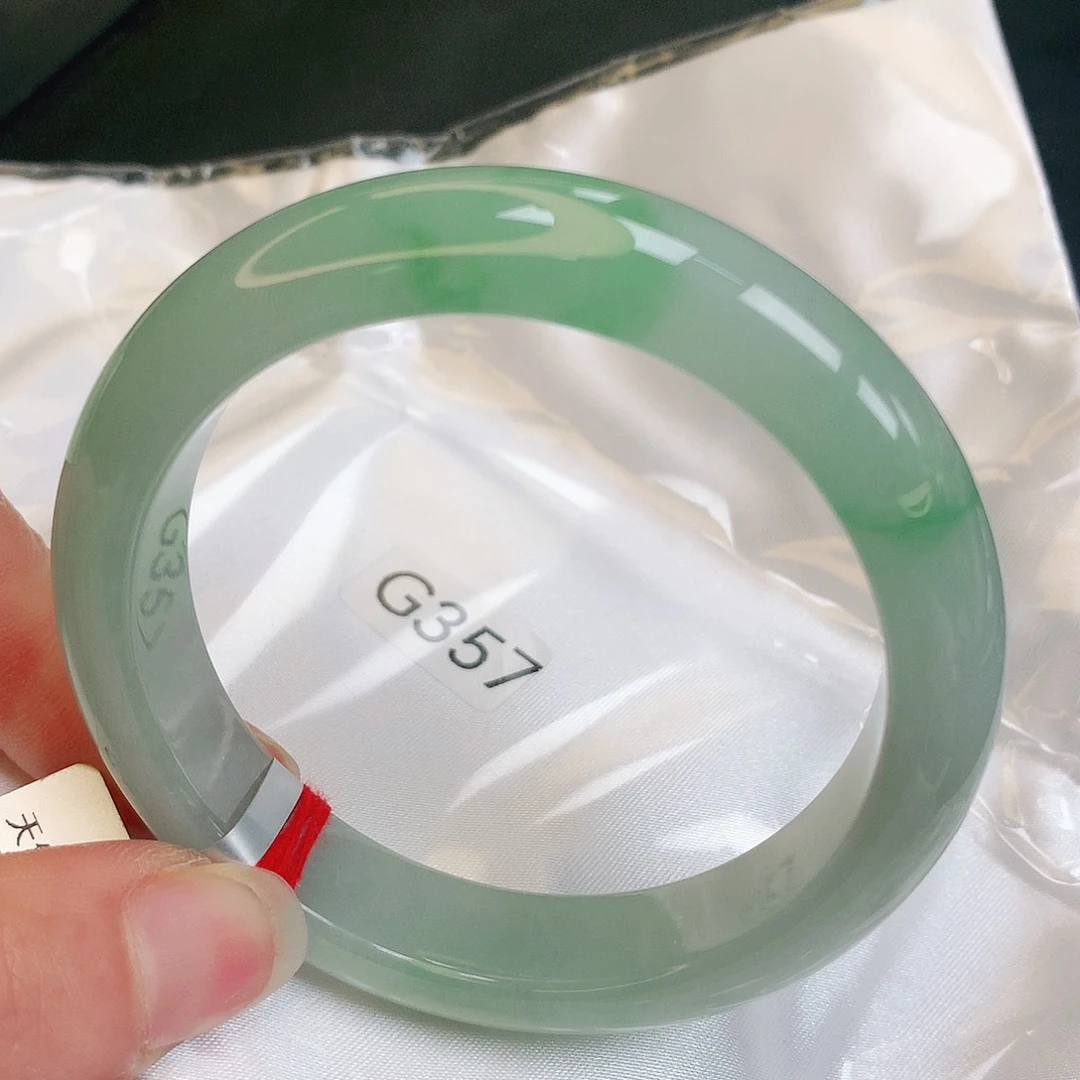 【闪购商品】翡翠手镯未镶嵌缅甸天然a货翡翠