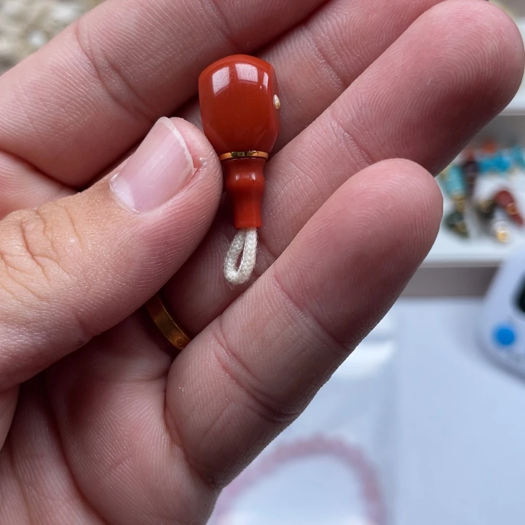 南红玛瑙合金挂件