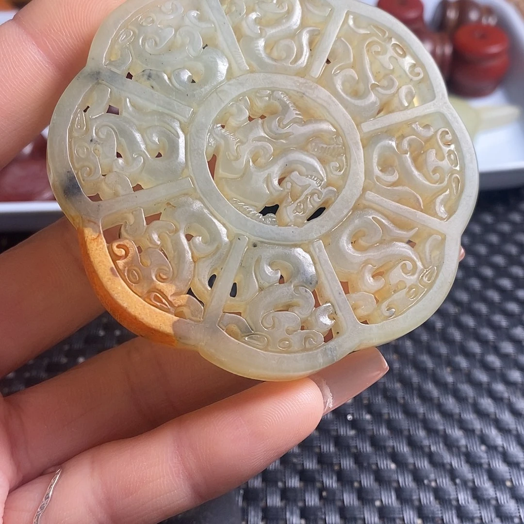 岫玉未镶嵌珠宝奇石