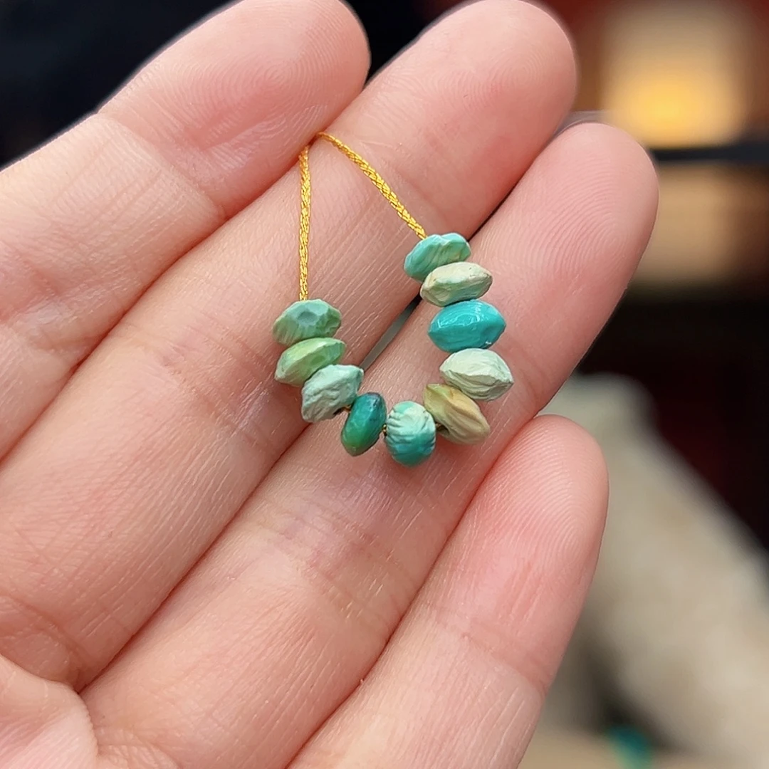 绿松石未镶嵌珠宝奇石