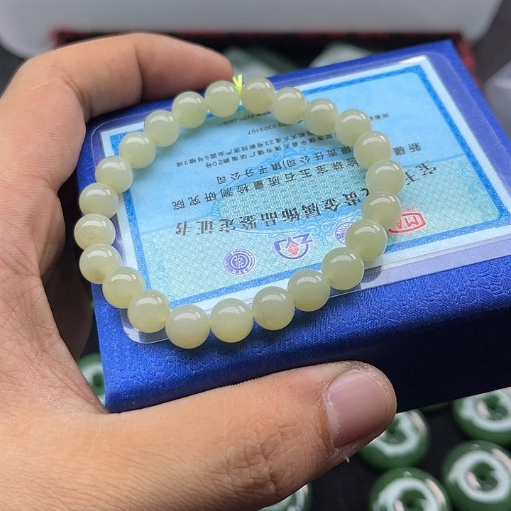 和田玉新疆且末手串卡8多样性发一未镶嵌