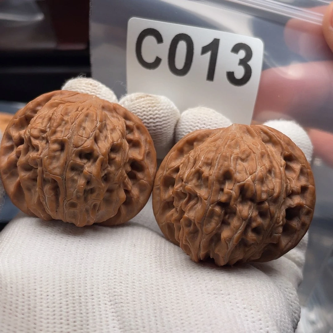 【闪购商品】文玩核桃吊坠C013石子磨41全品