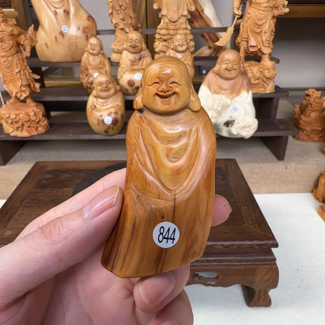 崖柏小木匠艺雕一物一拍