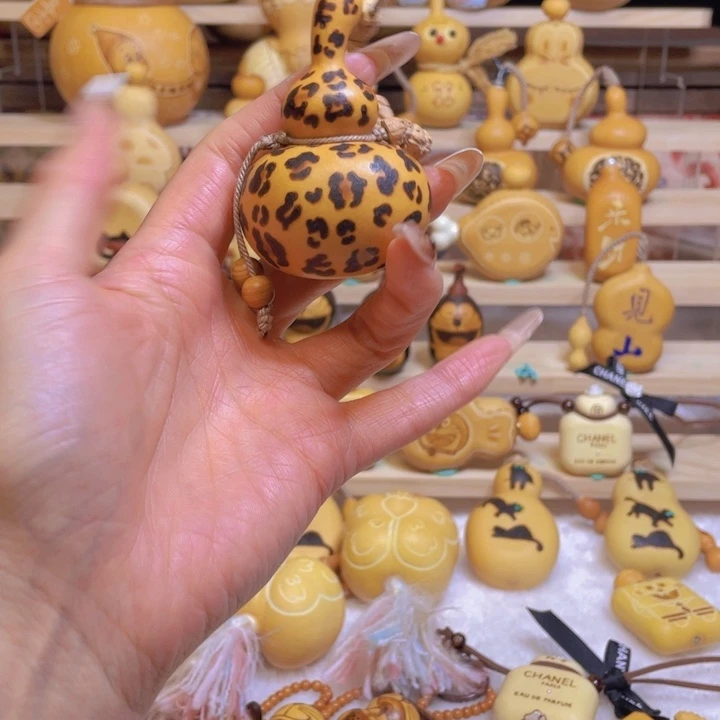 ᥫ****手工制作默认微瑕不退不换