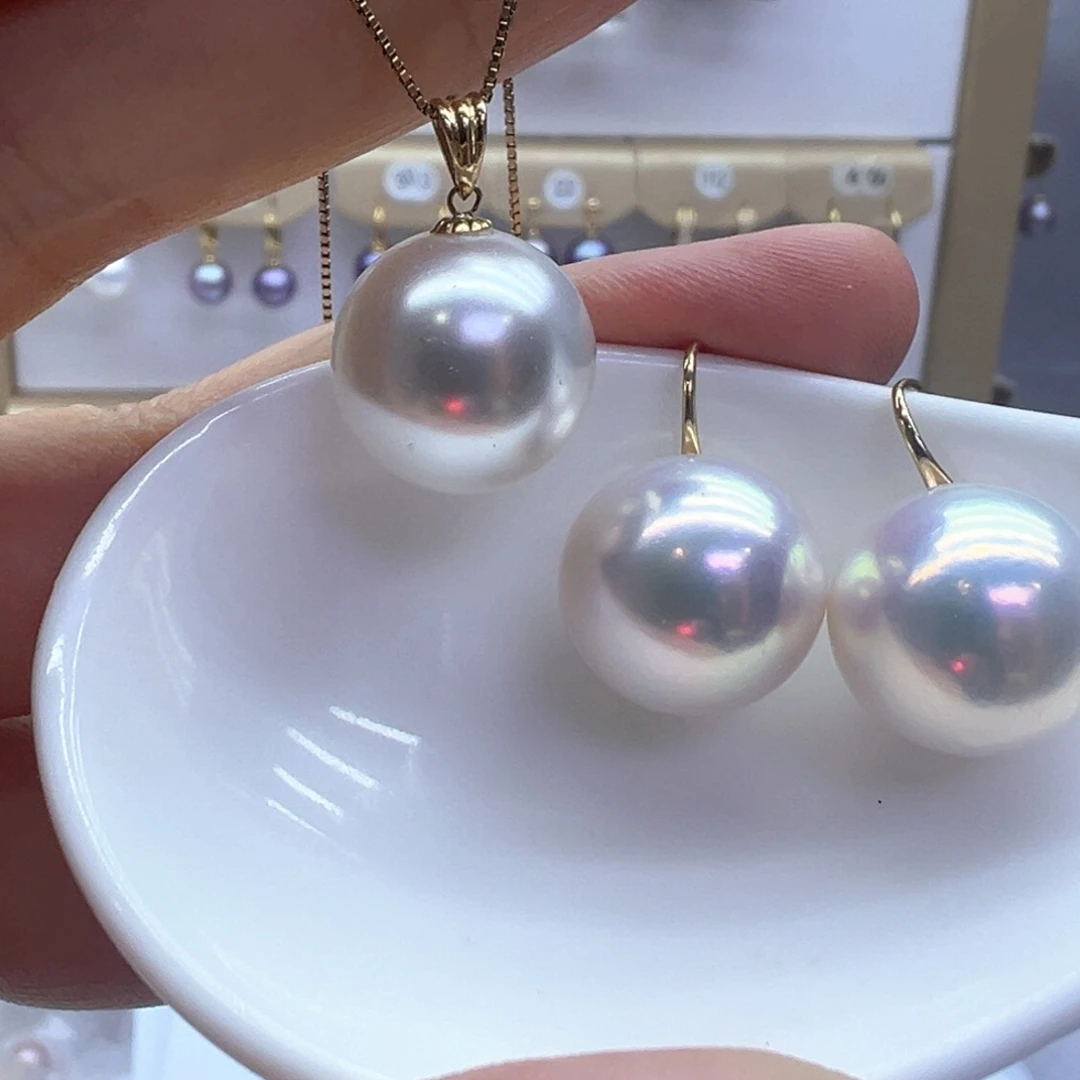 淡水珍珠18K金镶嵌吊坠(赠链)