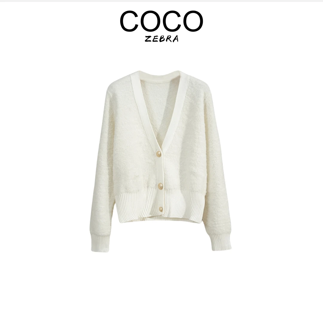 COCO LESLEY 设计感V领金扣小香风短款针织开衫 283057