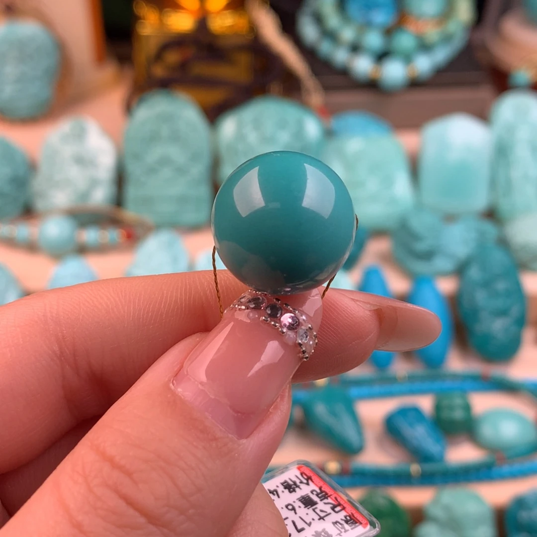 绿松石未镶嵌圆珠17.3