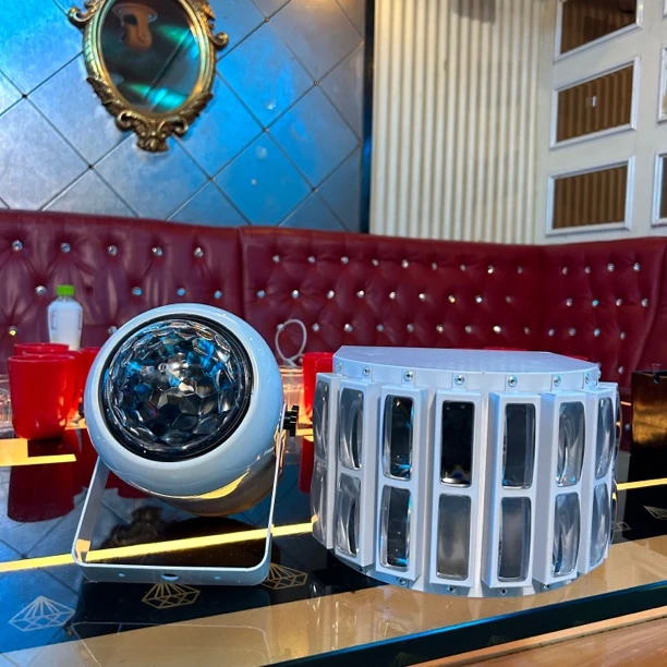 9新  （不包邮）KTV魔球灯蝴蝶灯两件套