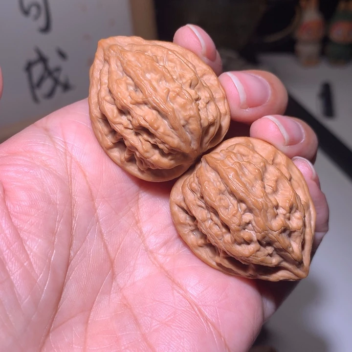 把件文玩核桃天眼鸡心