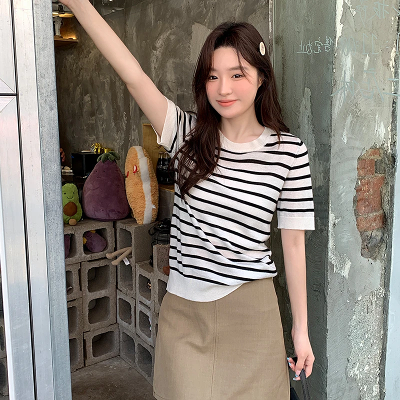 好穿好搭不过时！精纺羊毛针织短袖T恤女春夏内搭外穿宽松打底上衣