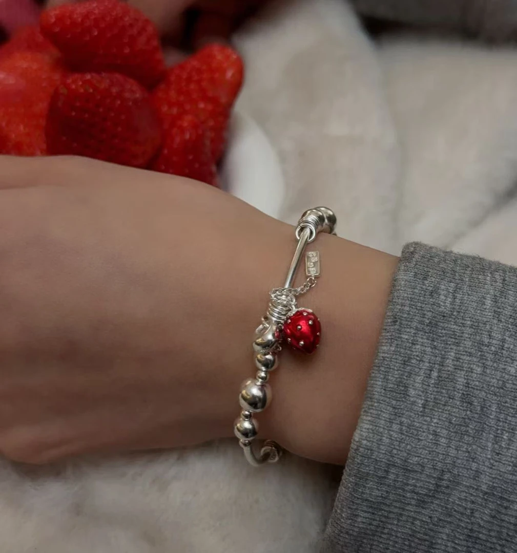925银耳饰 S811   简韩 韩版 没烦恼 草莓手链