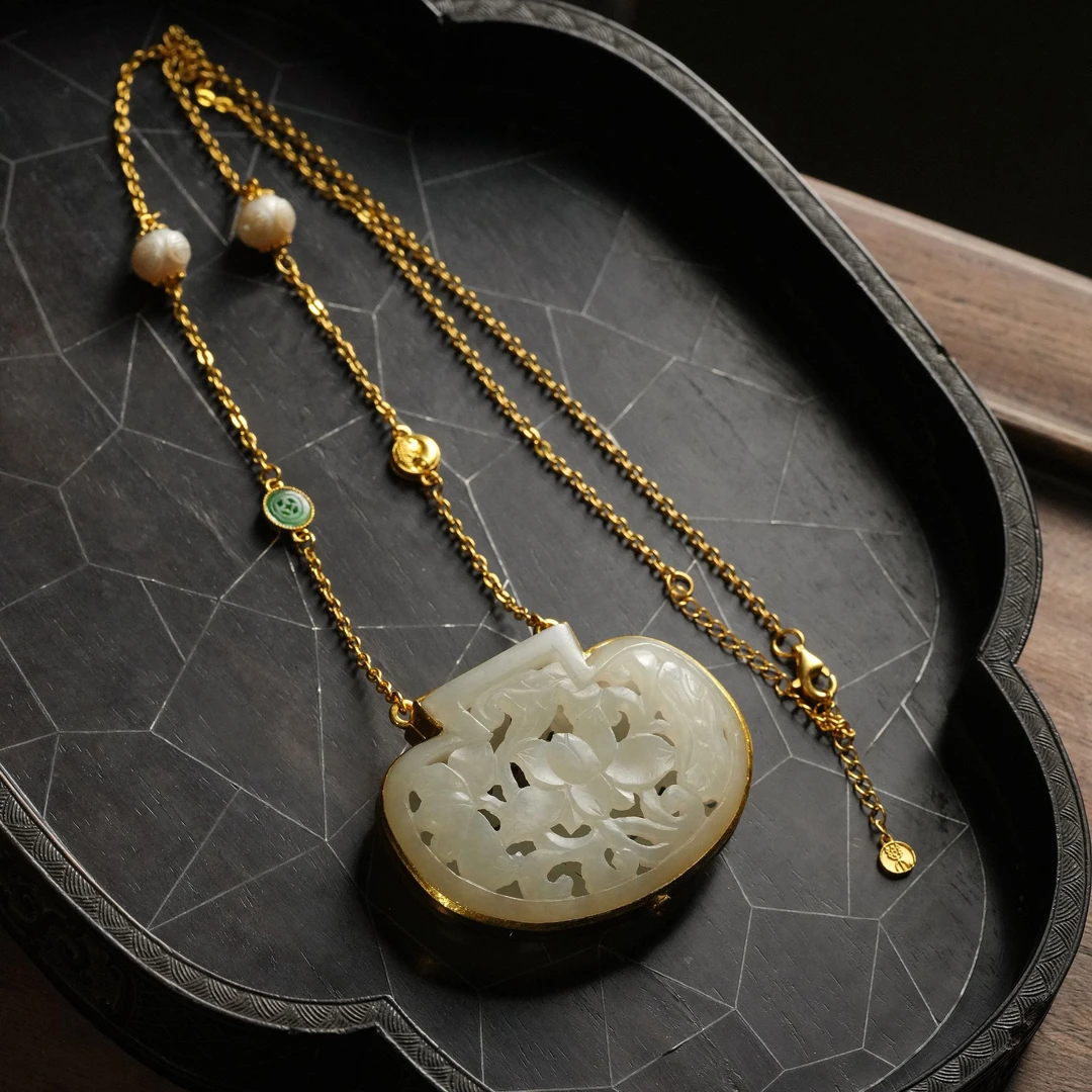 【留香】足金镶嵌老和田玉香囊 项链设计大吊坠