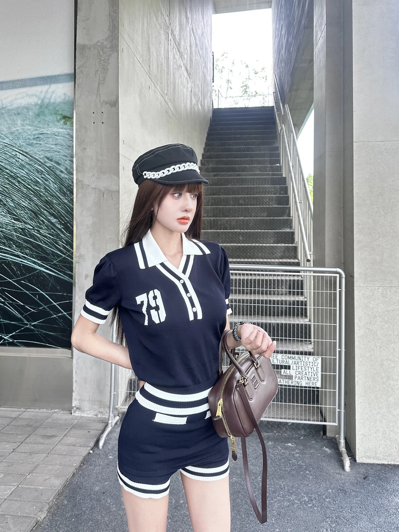 2025初夏MyloveLeo‘’克莱因‘’针织日系百搭短裤套装（裤长32）