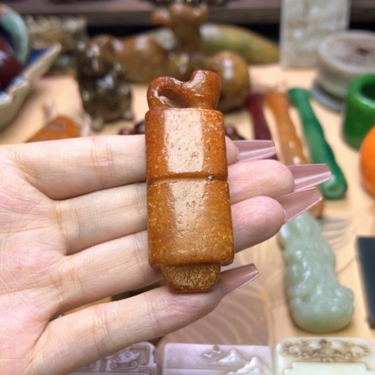 未镶嵌蛇纹石玉颈饰