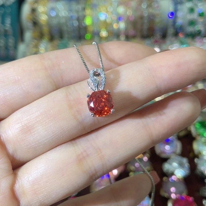 66锆石（处理）吊坠