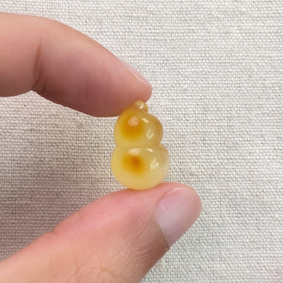 琥珀未镶嵌珠宝奇石葫芦