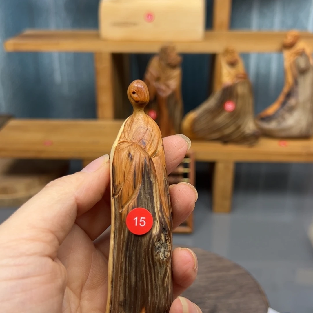 林***肆木崖柏木摆件手把件，